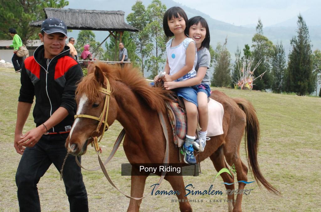 Taman Simalem Resort Tongging Eksteriør billede